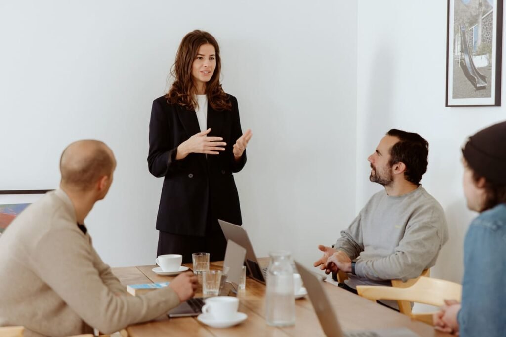 karen tougeron dans une séance de coaching de groupe
